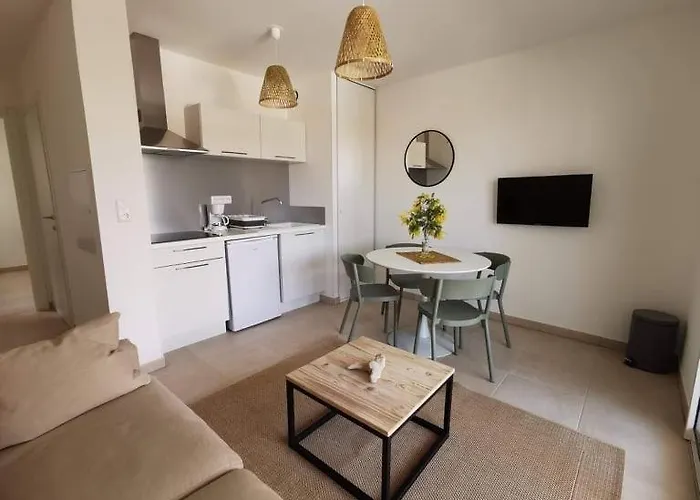 Marina Di Bravone - Corse - * Linguizzetta